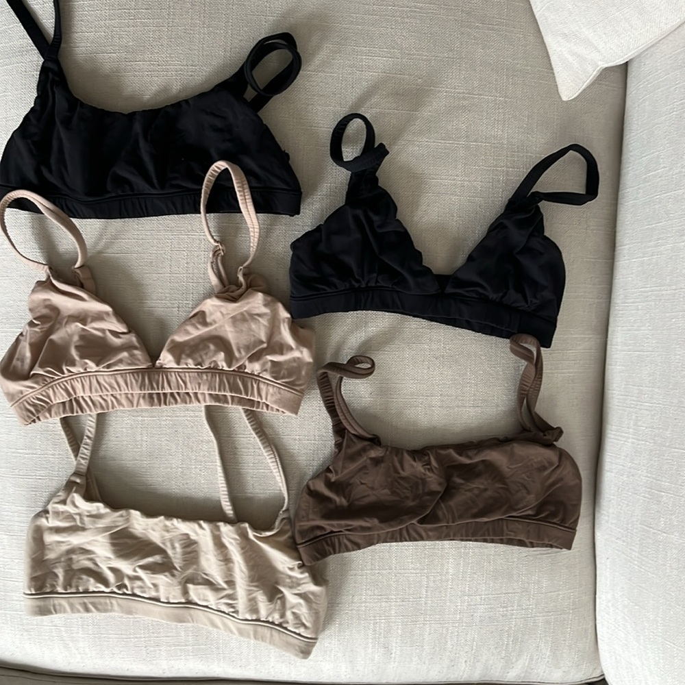 5 size XS skims fits everyone bralettes